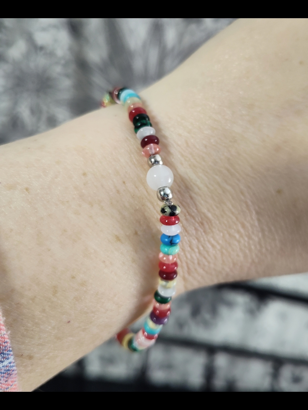 Multicolor natural stone beads stretch bracelet - Picture 5 of 7